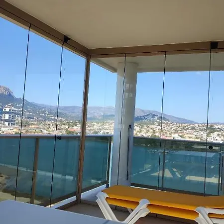 Larimar 7 Apartment